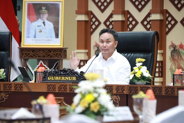 FOTO : Gubernur Kalteng, saat pimpin rapat Rapat Kerja Pemantapan Optimasi lahan food estate padi nasional di Prov. Kalteng