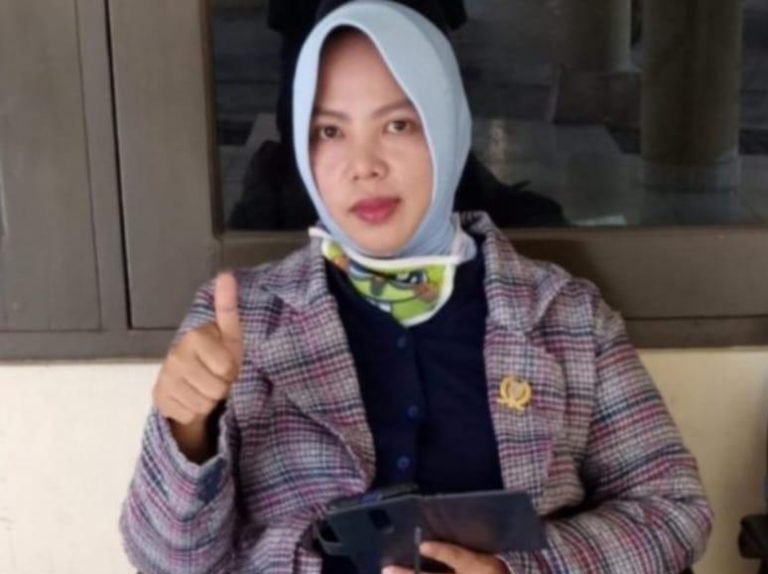 Tri Wahyuni, Anggota DPRD Barito Selatan 2